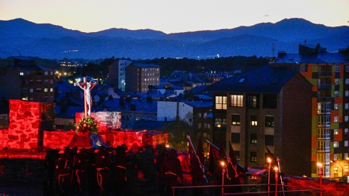 Viacrucis en el Castillo de Ponferrada 2026 (107) Viacrucis en el Castillo de Ponferrada 2026 (107)