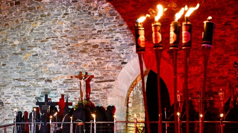 Viacrucis en el Castillo de Ponferrada 2026 (125) Viacrucis en el Castillo de Ponferrada 2026 (125)