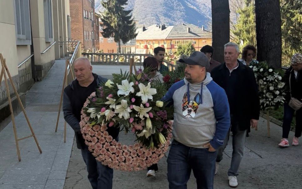 Acto por el accidente en la mina de Cerredo