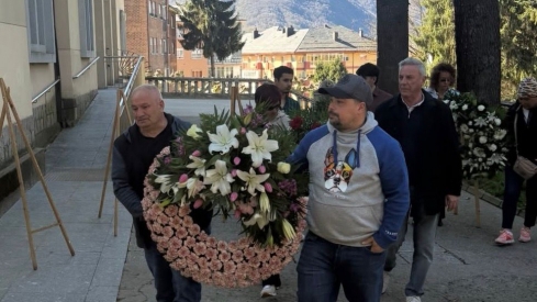 Acto por el accidente en la mina de Cerredo Acto por el accidente en la mina de Cerredo