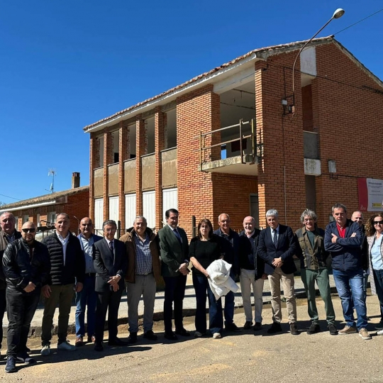 Firma del protocolo de Rehabitare de León ICAL Firma del protocolo de Rehabitare de León ICAL