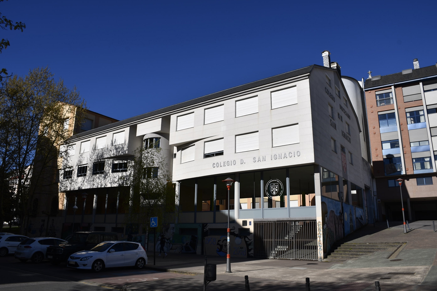 El colegio San Ignacio en el barrio de las Huertas de Ponferrada (24) | Foto: Dani Merino, InfoBierzo El colegio San Ignacio en el barrio de las Huertas de Ponferrada (24) | Foto: Dani Merino, InfoBierzo