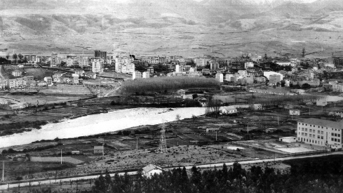 Foto antigua del barrio de las Huertas del Sacramento | Foto: Autor; Juan Vhl, compartida en el grupo de Facebook 'Fotos antiguas de Ponferrada y de El Bierzo'