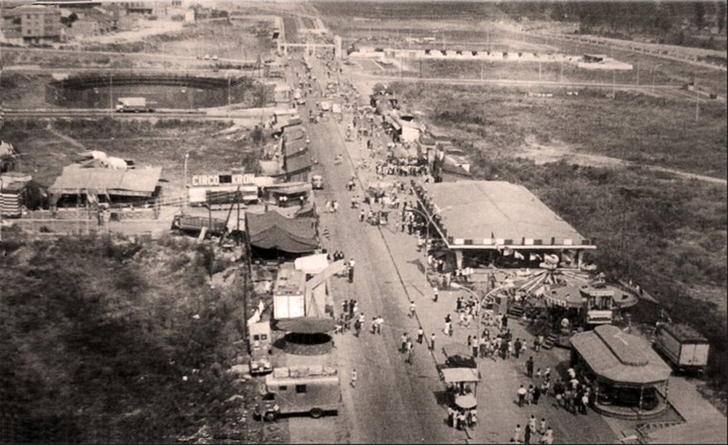 Fiestas de La Encina en el polígono de las Huertas del Sacramento | | Foto: Autor: Juan Vhl, compartida en el grupo de Facebook 'Fotos antiguas de Ponferrada y de El Bierzo'