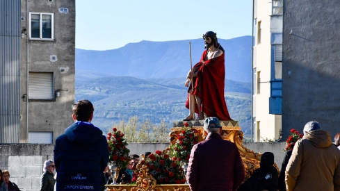San Juanín y Encuentro en el Viernes Santo de Ponferrada  (25)