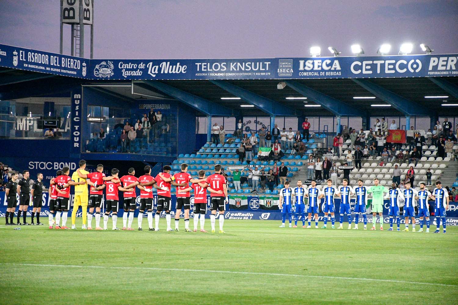 Primera parte entre la Ponferradina y el Mérida(32)