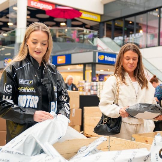 León acoge por primera vez el 'boom' europeo de los paquetes perdidos León acoge por primera vez el 'boom' europeo de los paquetes perdidos