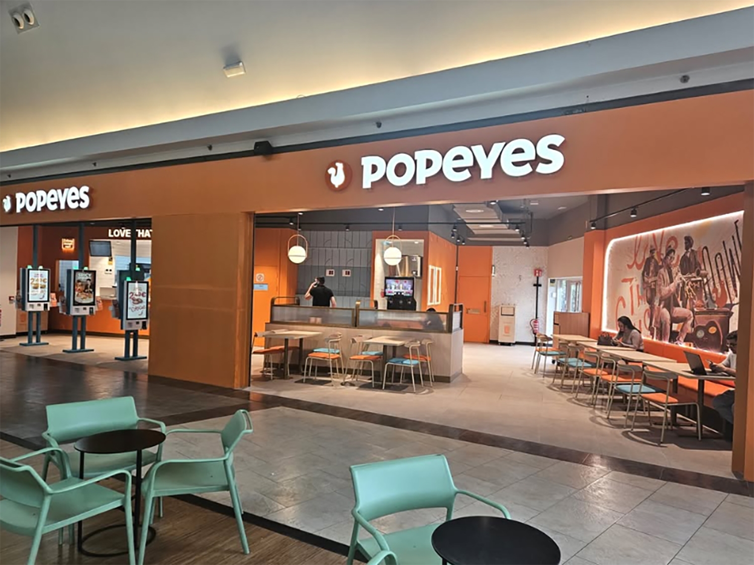 Inauguración del Popeyes en El Rosal de Ponferrada