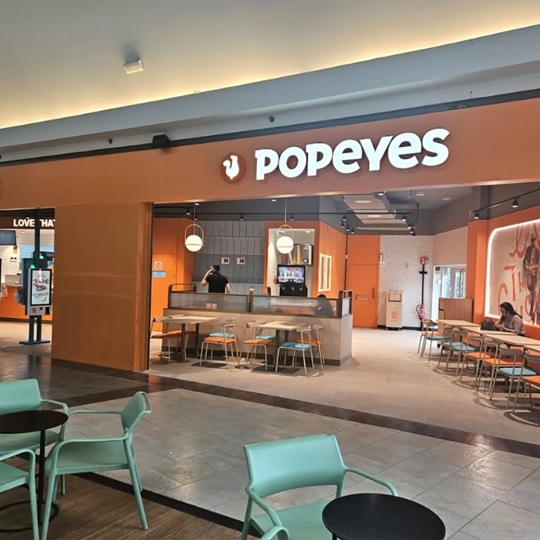 Inauguración del Popeyes en El Rosal de Ponferrada | Foto: Centro Comercial El Rosal Inauguración del Popeyes en El Rosal de Ponferrada | Foto: Centro Comercial El Rosal
