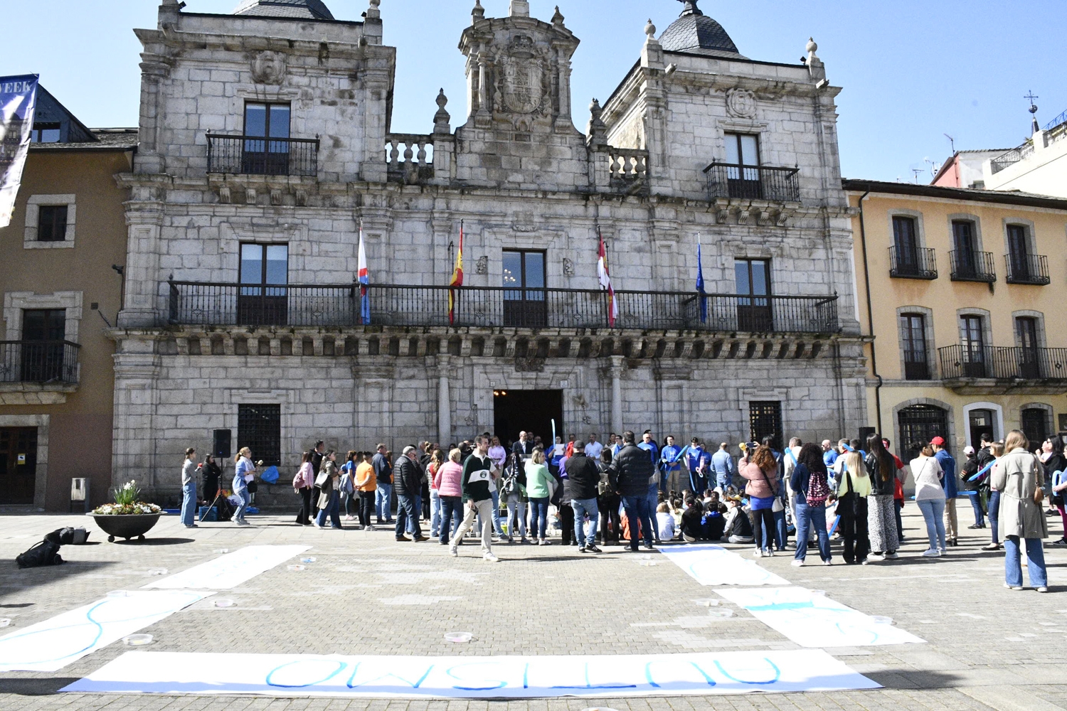Acto con motivo del Día Mundial de Concienciación sobre el Autismo | Dani Merino (InfoBierzo)