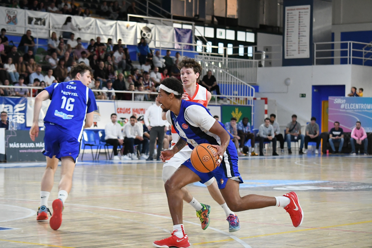 Jamie Bergens. Jamie Bergens.