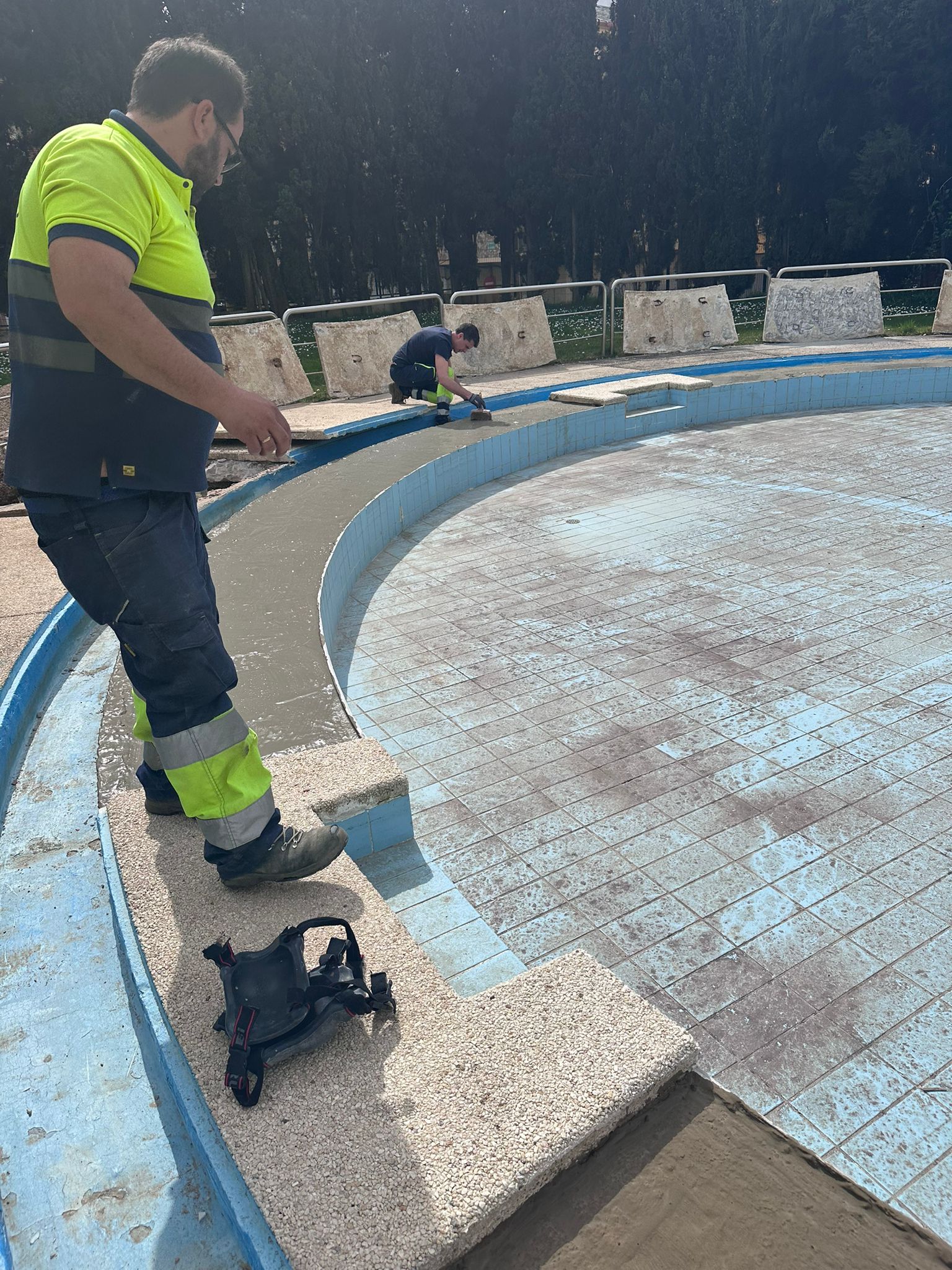 Obras en la piscina del Plantío