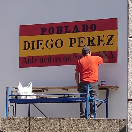 pintada sobre la placa