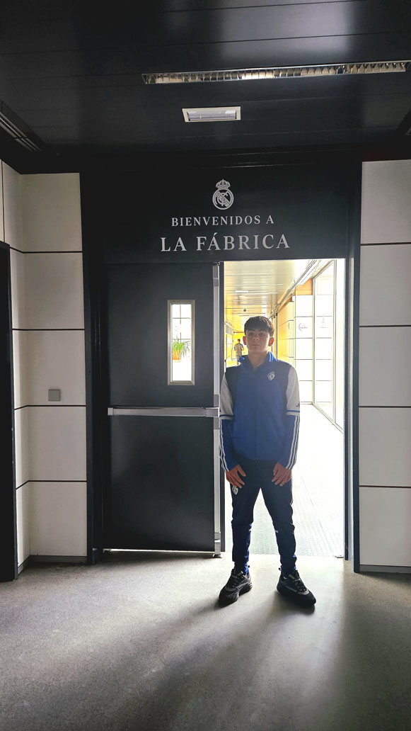 Rober Oviedo en las instalaciones del Real Madrid(3)