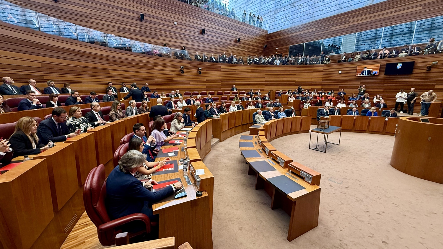 Leticia Pérez / ICAL . Sesión constitutiva de las Cortes de Castilla y León de la XII Legislatura (15) Leticia Pérez / ICAL . Sesión constitutiva de las Cortes de Castilla y León de la XII Legislatura (15)