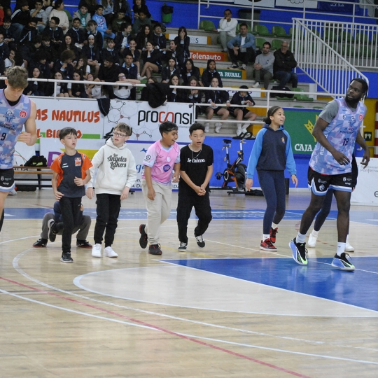 Jornada de puertas abiertas en el Baloncesto Clínica Ponferrada Jornada de puertas abiertas en el Baloncesto Clínica Ponferrada