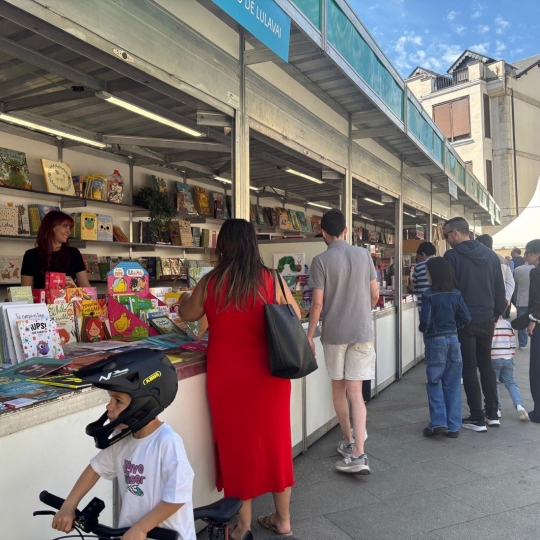 Inauguración de la Feria del Libro de Ponferrada | Foto: Iris López, InfoBierzo