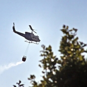 Helicóptero contra incendios forestales | Foto: Peio García / ICAL 