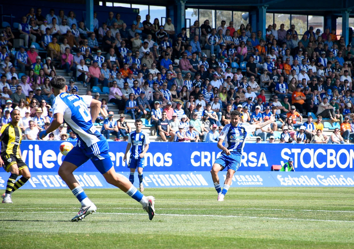 Gol de la Ponferradina frente al Barakaldo (9)