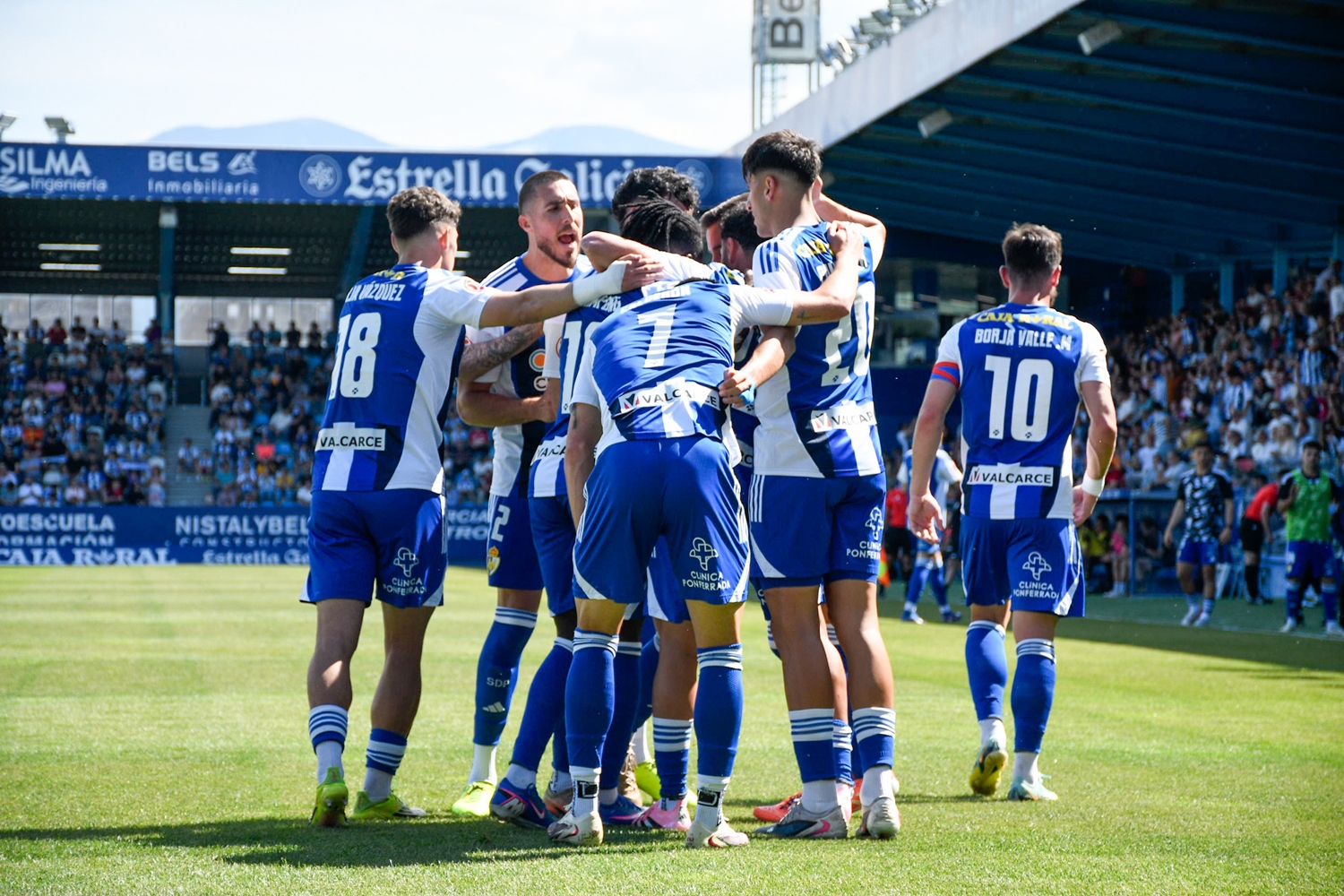 Gol de la Ponferradina frente al Barakaldo (14)