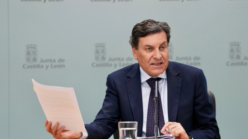 Castilla y León llevará al Supremo la regularización de inmigrantes criticando que se aplica con "ciertas dificultades" | R. Valtero / ICAL