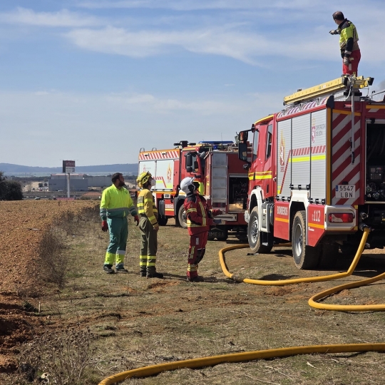 Segundo incendio en la nave de La Bañeza