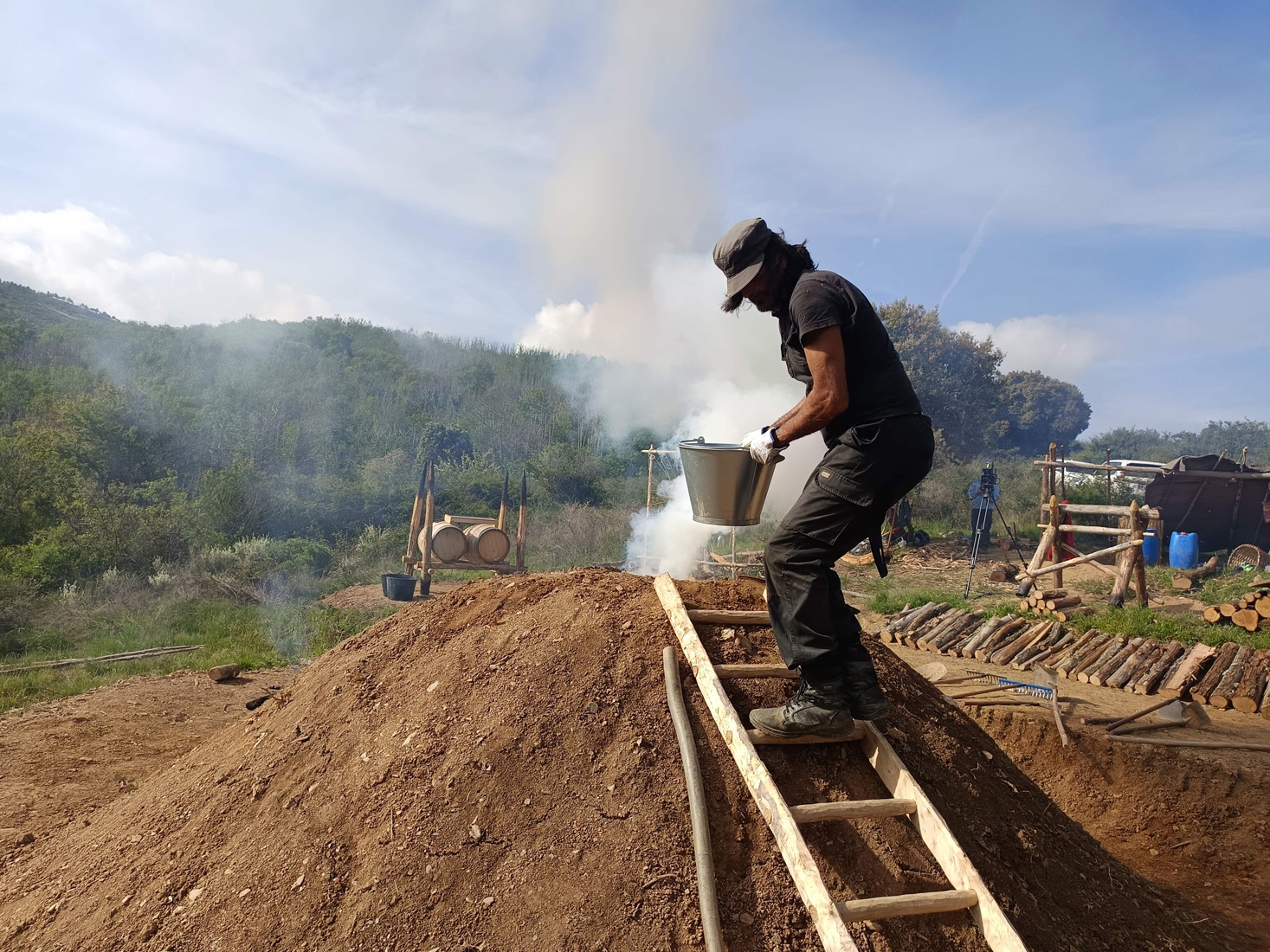 Carbonera tradicional en el Soto de Villar de los Barrios (5)