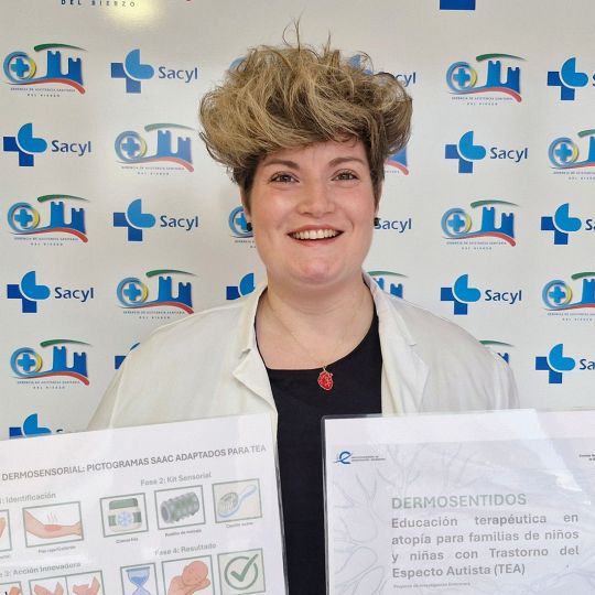 La enfermera de Pediatría de la Gasbi, Silvia Domínguez, con su propuesta Dermo Sentidos (2)