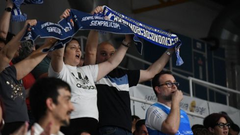 El Lydia Valentín levanta al Clínica Ponferrada en el inicio de los Playoff | Gínes Alonso 