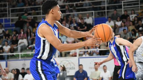 El Lydia Valentín levanta al Clínica Ponferrada en el inicio de los Playoff | Gínes Alonso 