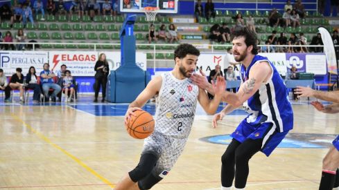 El Lydia Valentín levanta al Clínica Ponferrada en el inicio de los Playoff | Gínes Alonso 