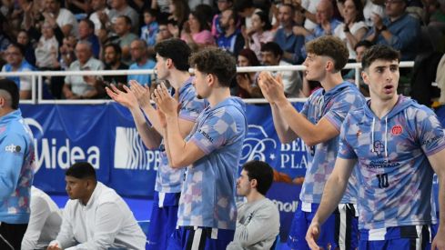 El Lydia Valentín levanta al Clínica Ponferrada en el inicio de los Playoff | Gínes Alonso 