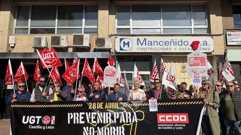 Protesta de los sindicatos por el Dia de la Seguridad en el trabajo