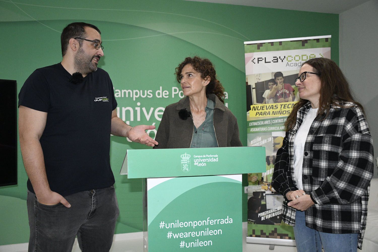 Presentación del campus tecnológico de verano Aventura STEM Viaje en el Tiempo (2)