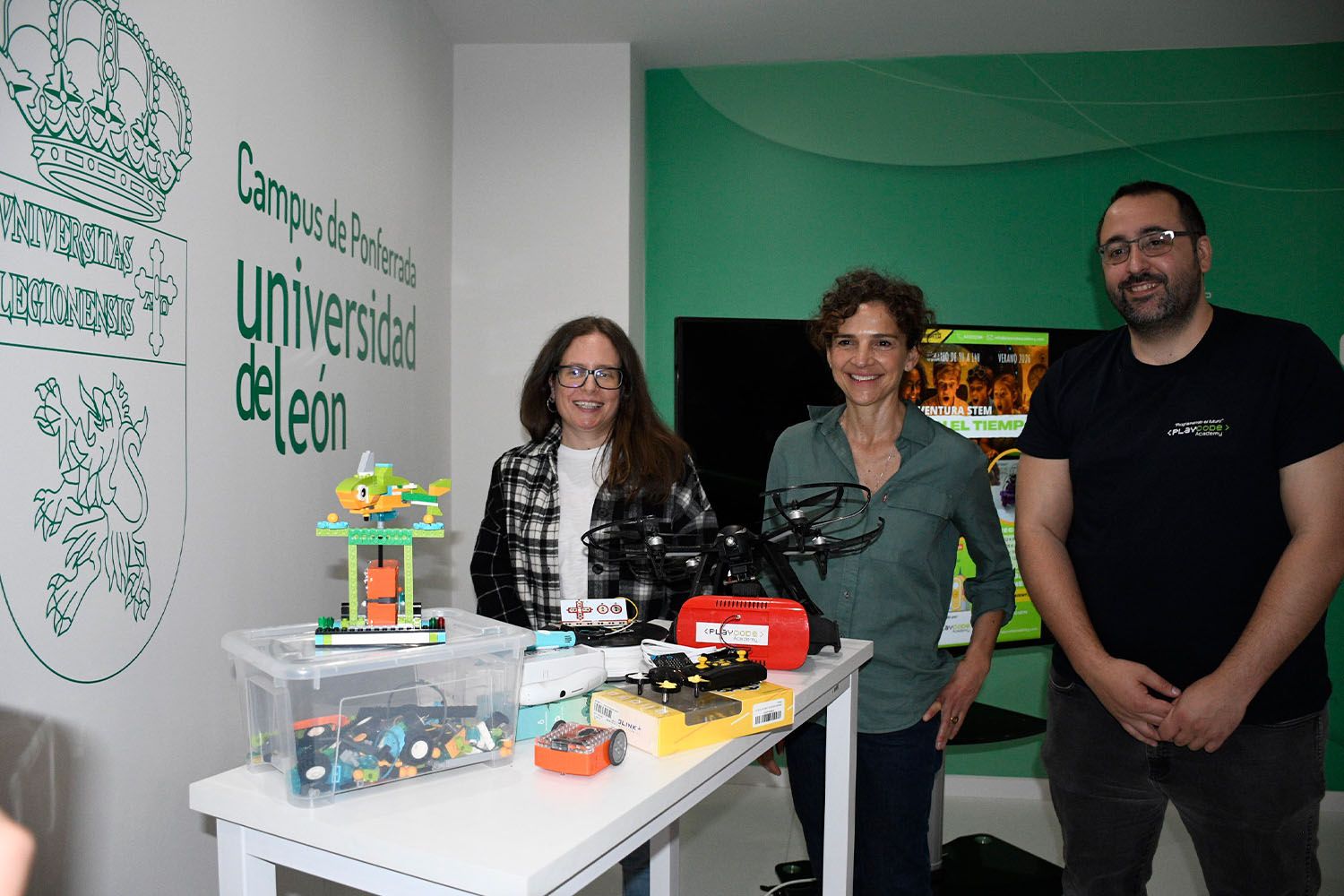 Presentación del campus tecnológico de verano Aventura STEM Viaje en el Tiempo (4)