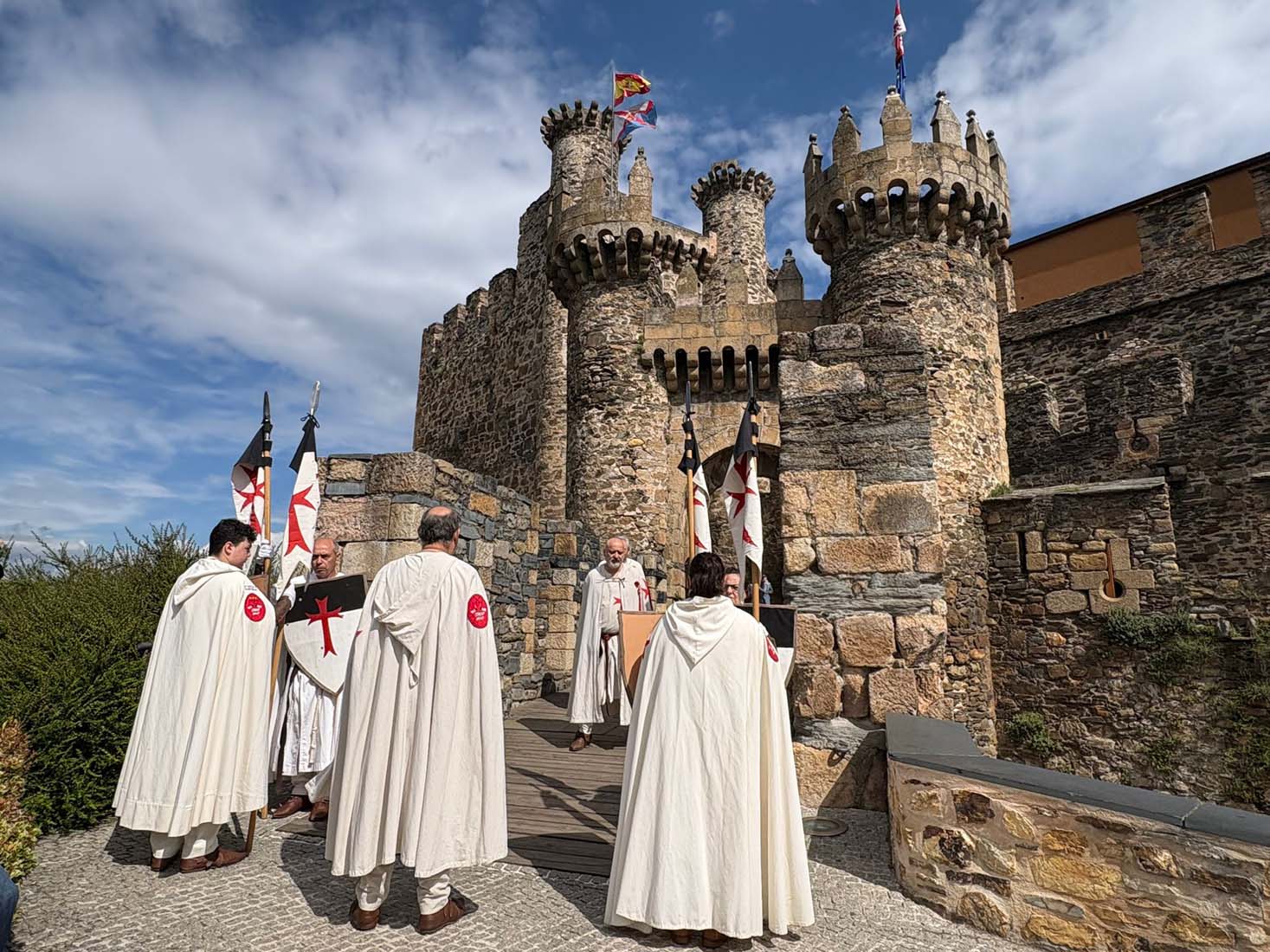 Cambio de Guardia en el Castillo de Ponferrada (2)