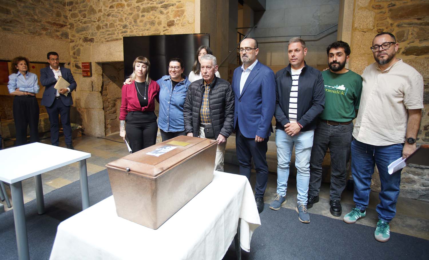 César SánchezICAL . El colectivo Sputnik Labrego entrega de los restos del guerrillero Manuel Girón a sus familiares (6)