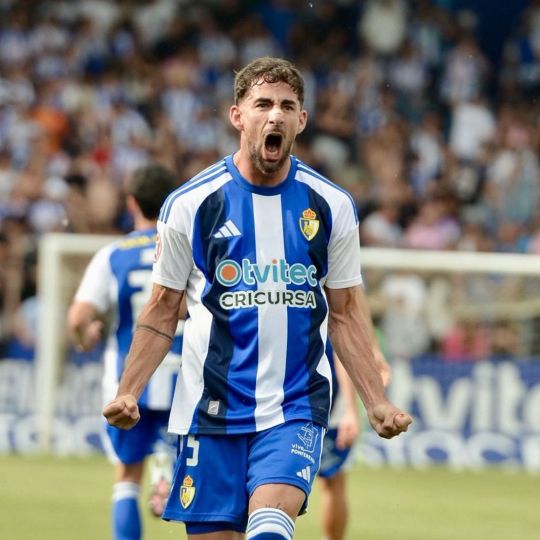 El jugador de la Ponferradina, Eneko Undabarrena