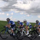 Paula Rincón durante la competición | Las ciclistas bercianas Paula Rincón y Vega Albares vuelven a destacar en la Vuelta a Salamanca