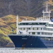 El crucero MV Hondius, en una imagen de archivo publicada en la página web de la compañía, Oceanwide Expeditions