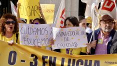 Los docentes de escuelas infantiles de CyL salen a la calle para exigir mejoras en sus condiciones laborales | Leticia Pérez / ICAL
