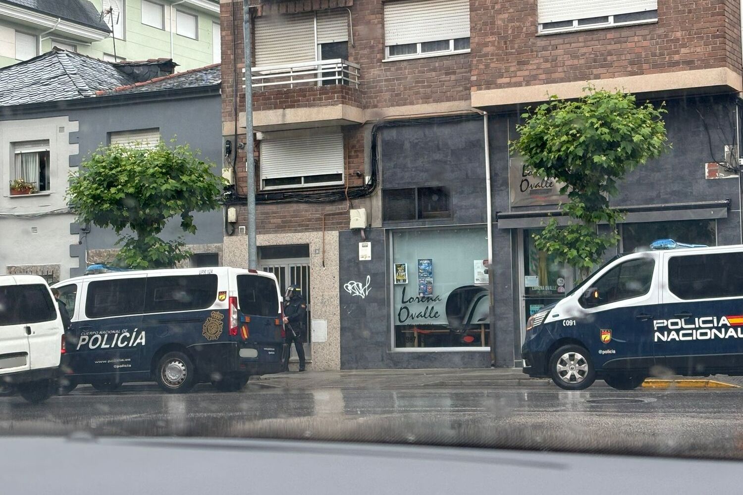 Redada en Flores del Sil