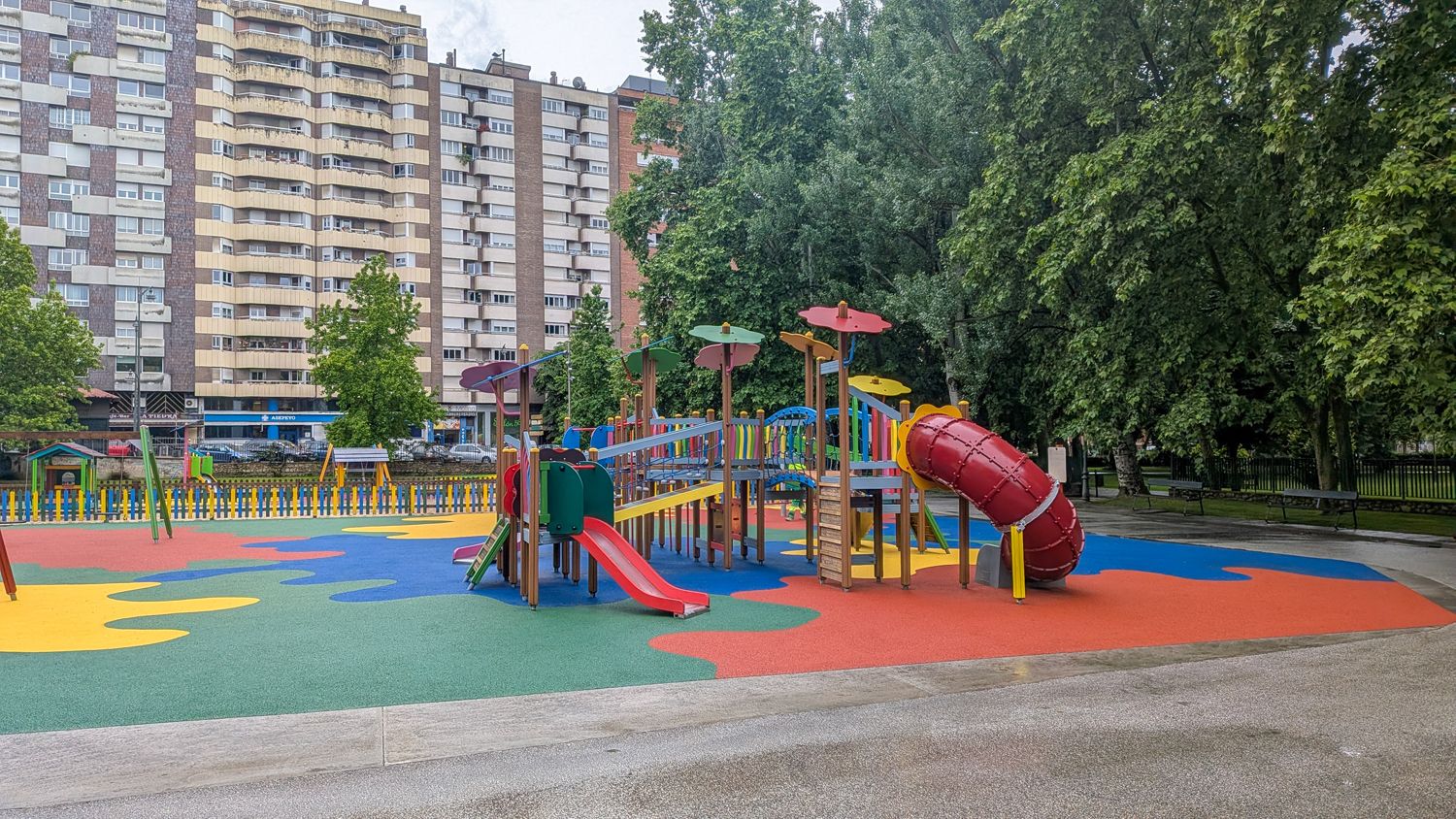Renovación de la zona infantil del Parque del Plantío (3) Renovación de la zona infantil del Parque del Plantío (3)