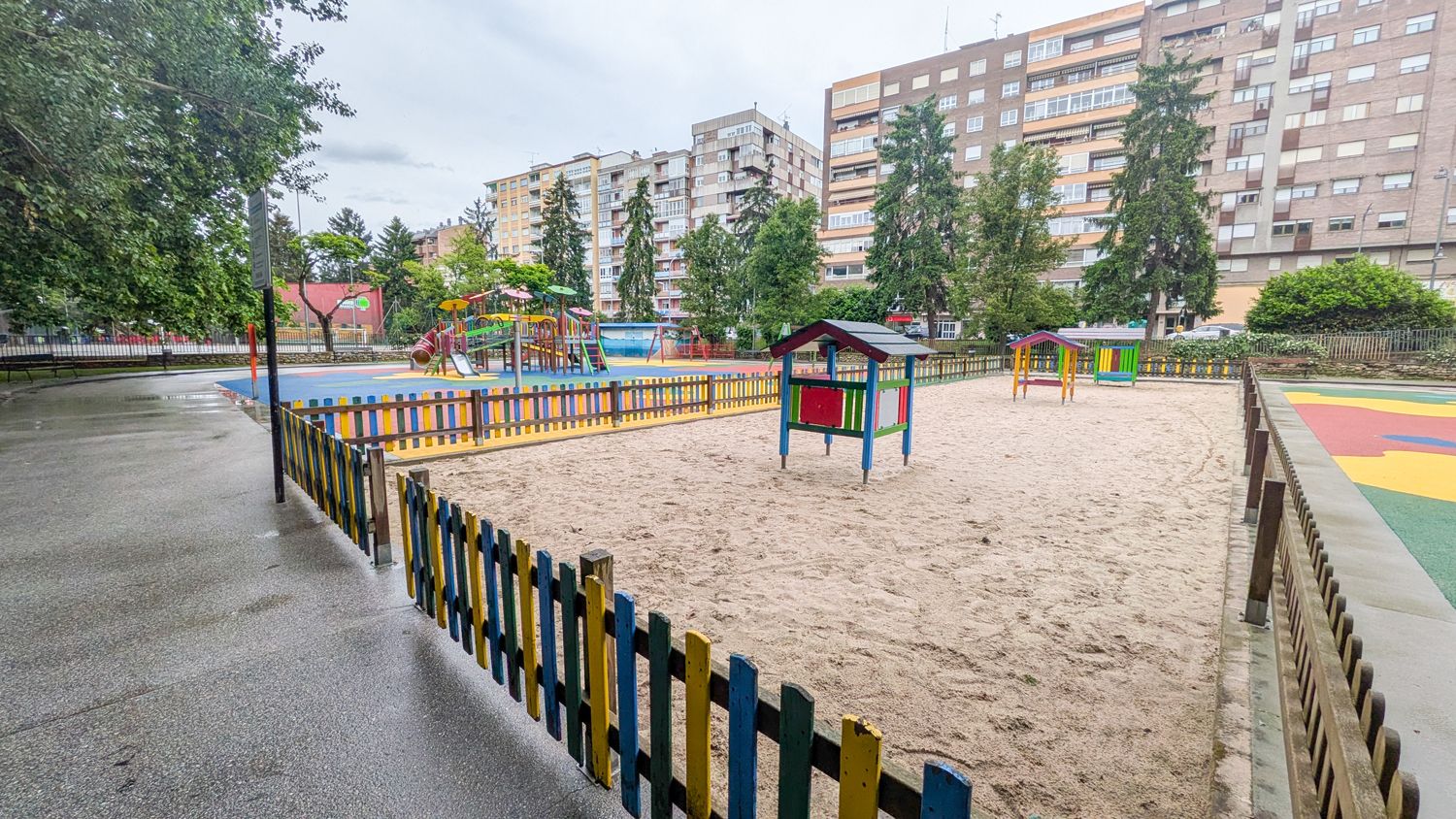 Renovación de la zona infantil del Parque del Plantío (5) Renovación de la zona infantil del Parque del Plantío (5)