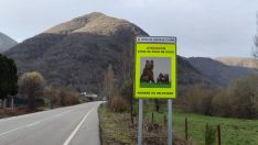 JCyL / ICAL . Señal de aviso por osos en Rabanal de Abajo
