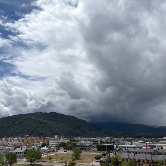 Cielos nublados en Ponferrada | Foto: Shira Cielos nublados en Ponferrada | Foto: Shira