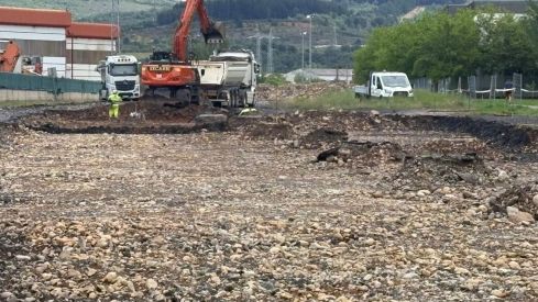 Obras en Av Cdad de Bérgida (4)
