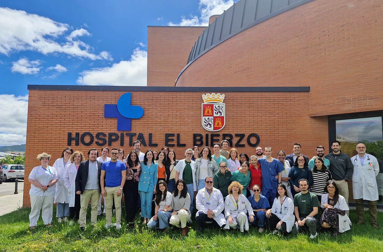 Homenaje MIR y PIR 2026 (7) | La Gerencia de Asistencia Sanitaria del Bierzo despidió este jueves a siete residentes que han completado su formación sanitaria especializada en el área berciana