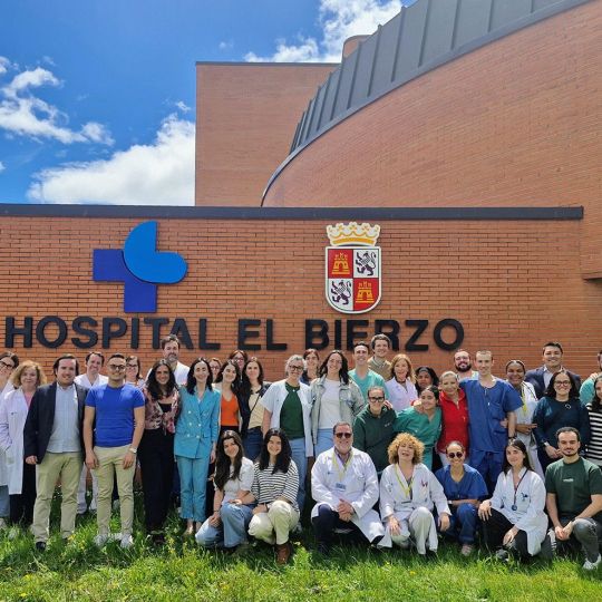 Homenaje MIR y PIR 2026 (7) | La Gerencia de Asistencia Sanitaria del Bierzo despidió este jueves a siete residentes que han completado su formación sanitaria especializada en el área berciana