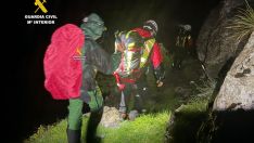 Amplio dispositivo para tratar de localizar a un montañero extraviado en Picos de Europa